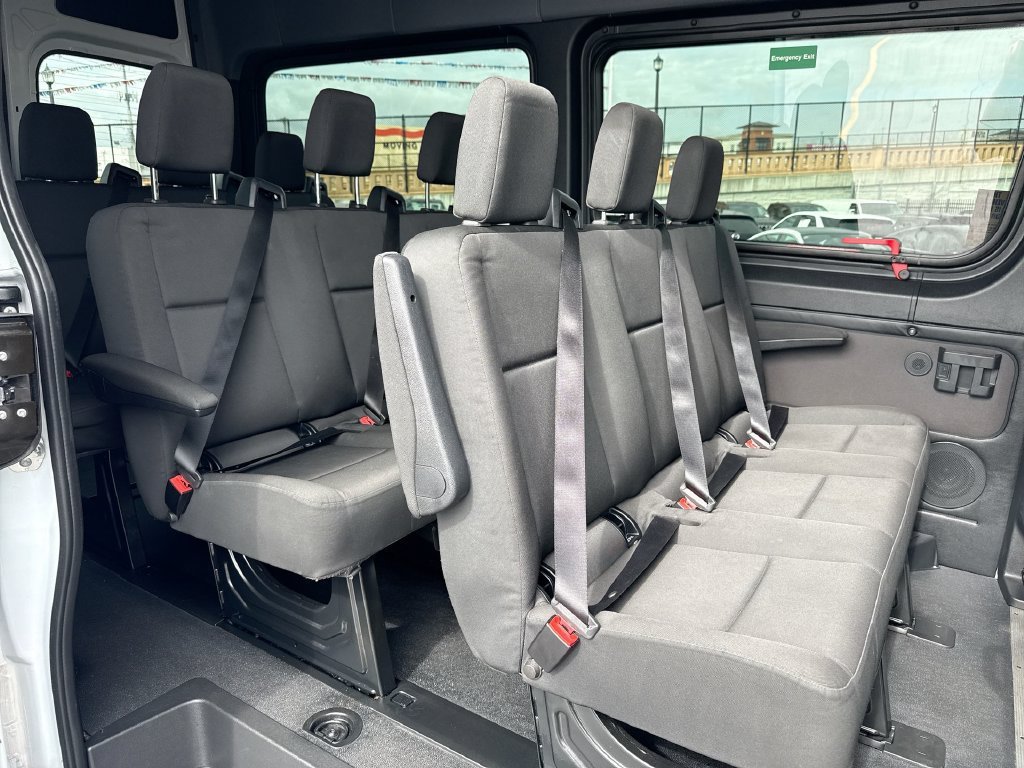 Used 2025 Mercedes-Benz Sprinter 2500 image 26