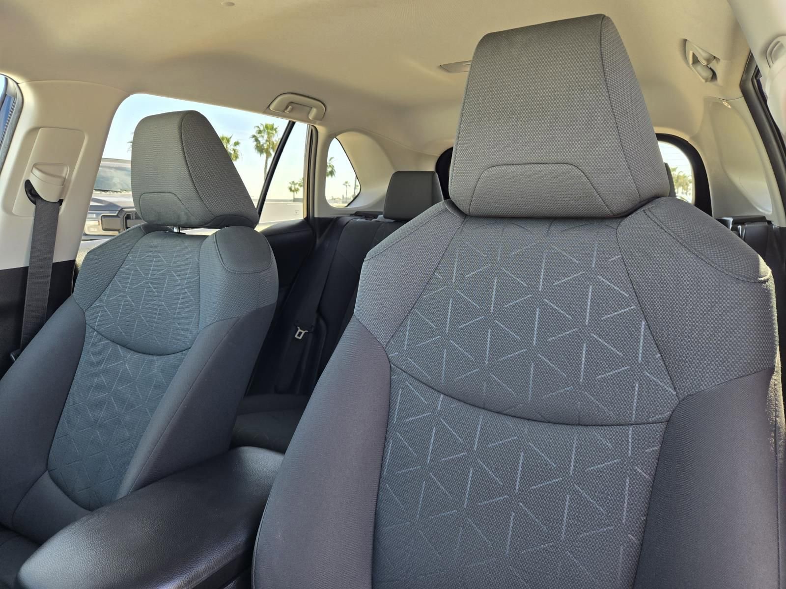 Used 2023 Toyota RAV4 XLE image 24