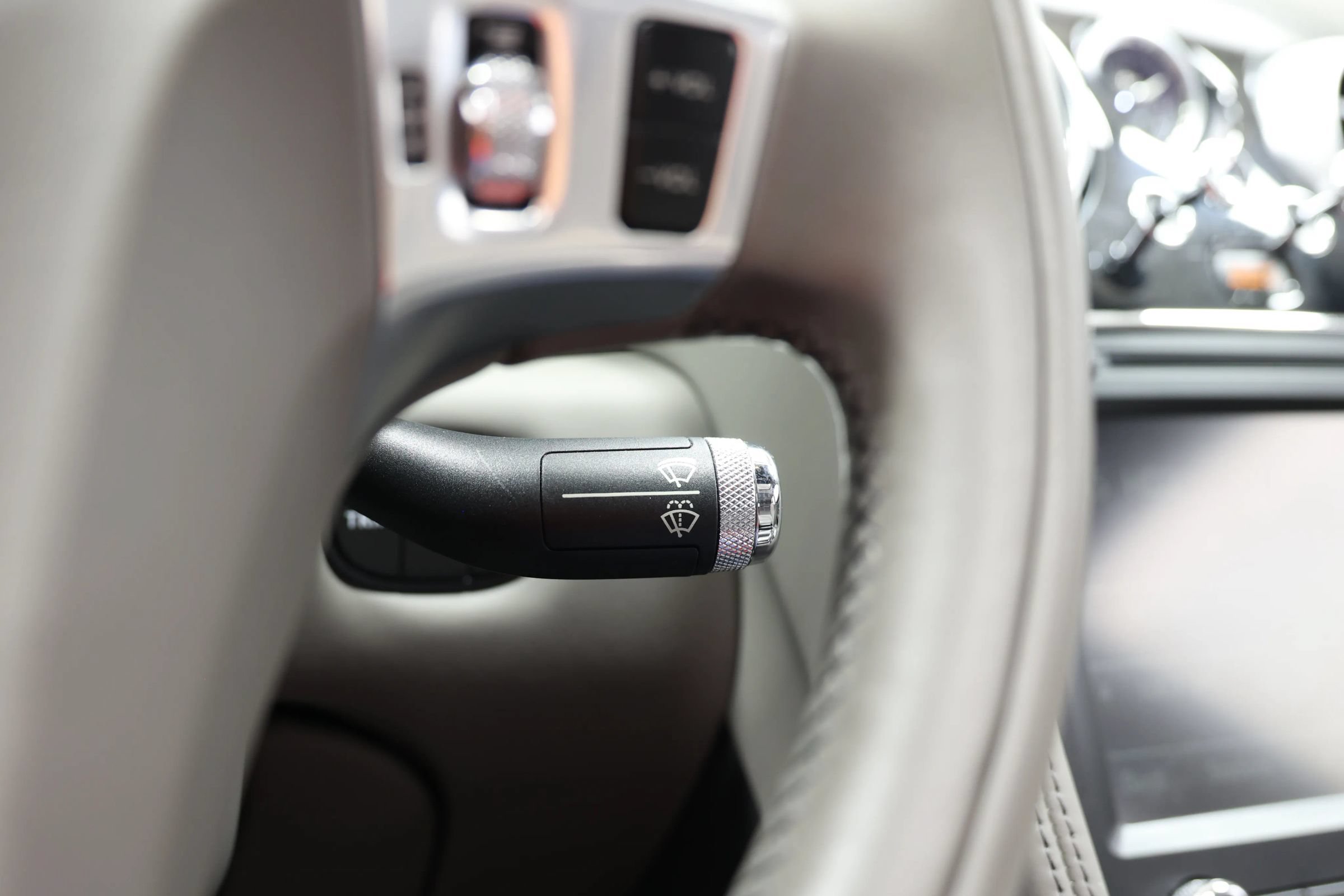Used 2018 Bentley Flying Spur S W12 AWD/4WD image 33