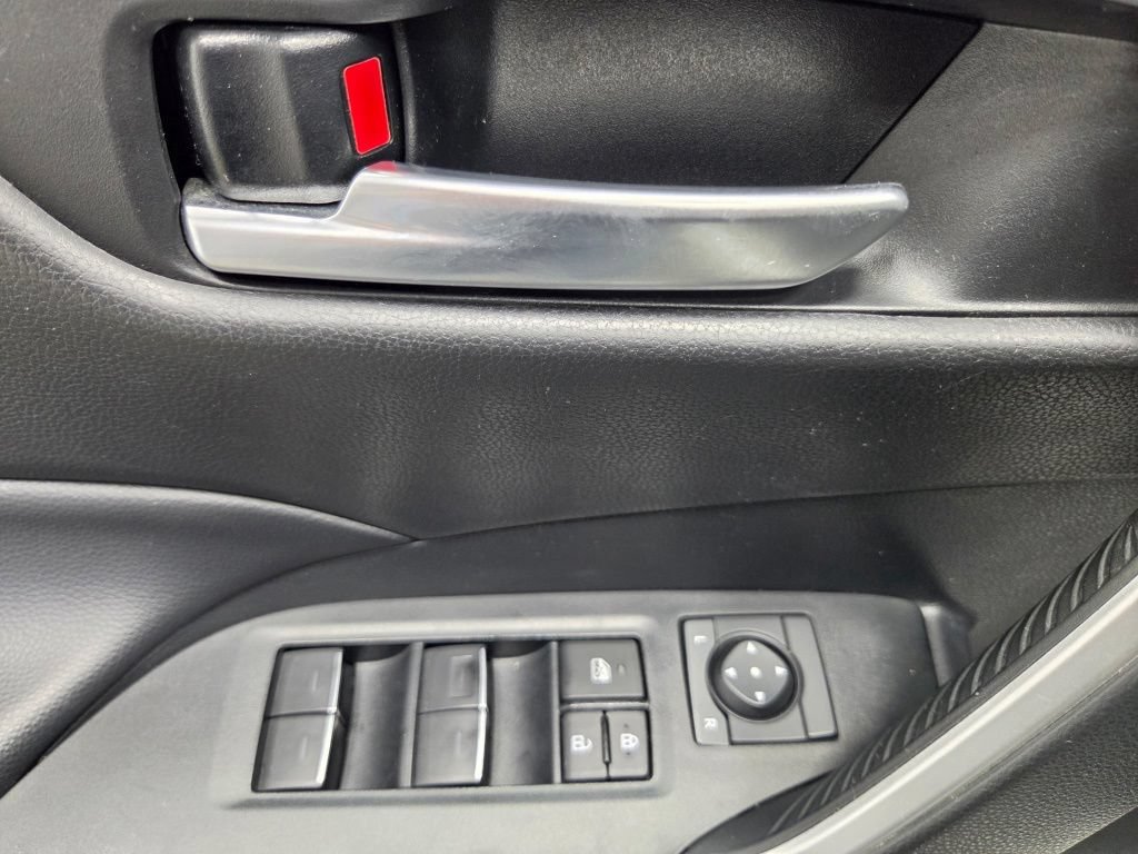 Used 2024 Toyota RAV4 XLE w/ Convenience Package AWD/4WD image 18
