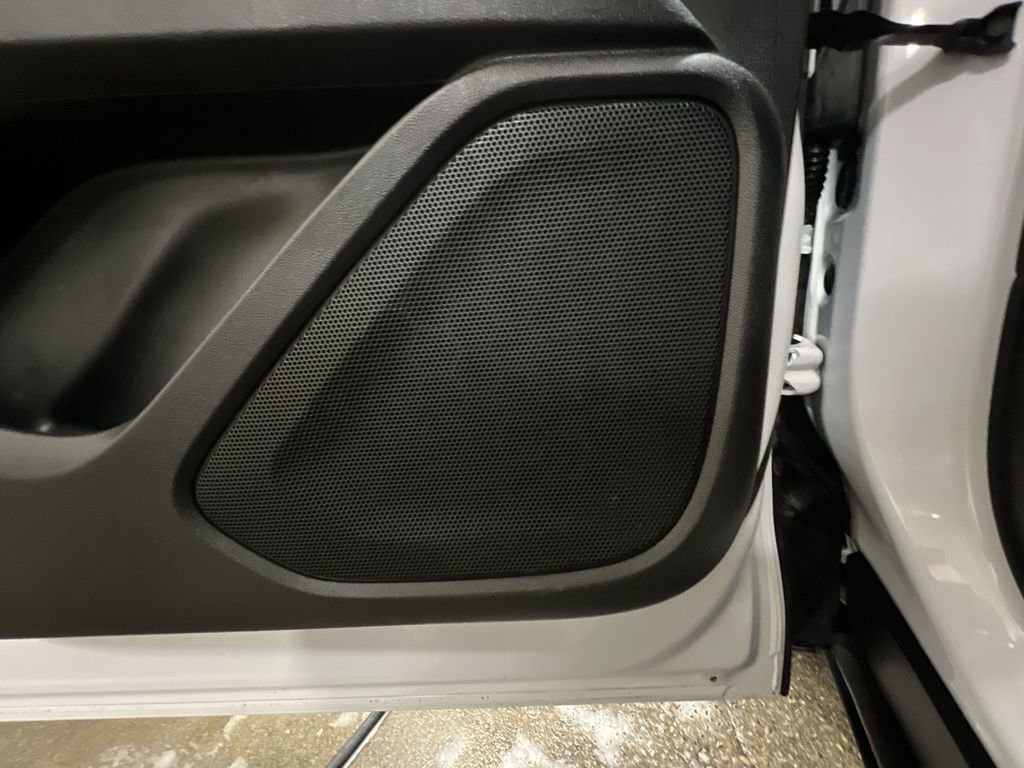 Used 2021 GMC Terrain SLT w/ Elevation Edition image 23