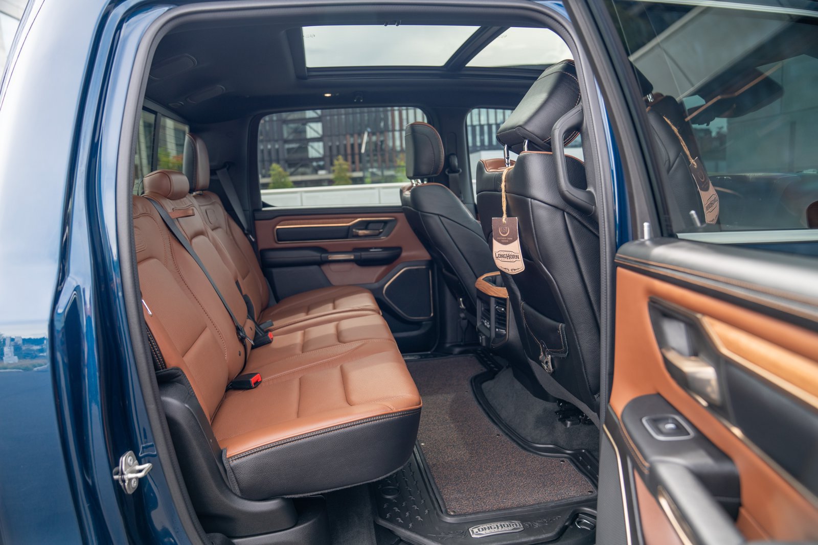 Used 2023 RAM 1500 Limited AWD/4WD image 25