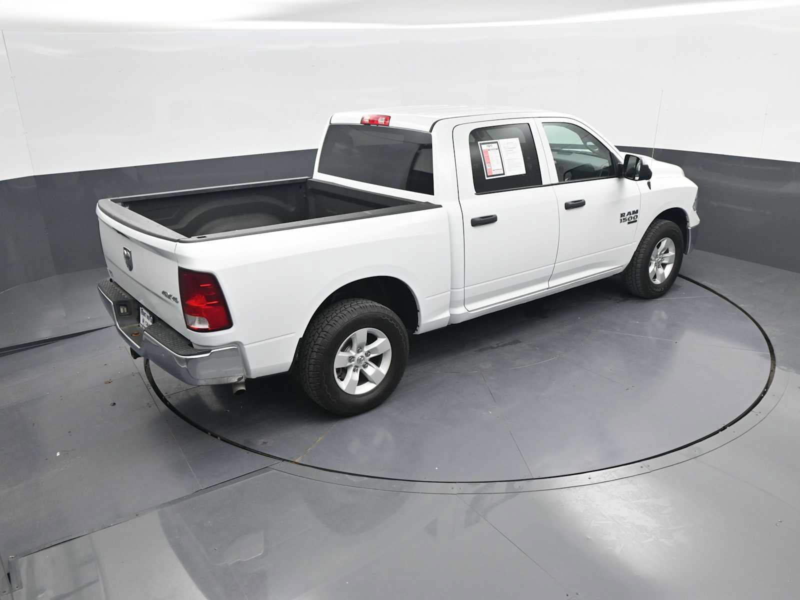 Used 2022 RAM 1500 Tradesman w/ Chrome Appearance Group AWD/4WD image 36