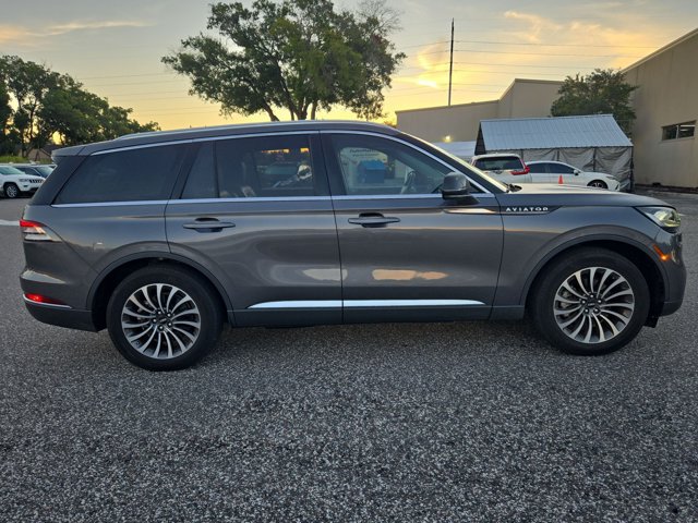 Used 2023 Lincoln Aviator Reserve RWD image 4