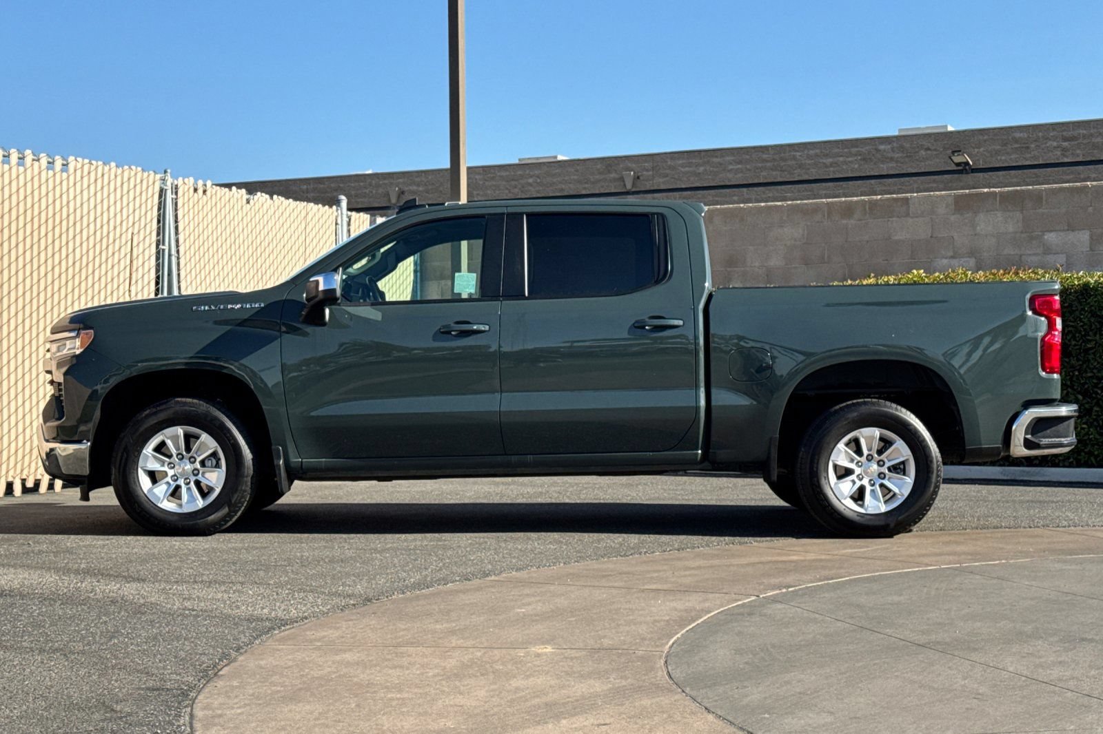 Certified 2025 Chevrolet Silverado 1500 LT RWD image 7