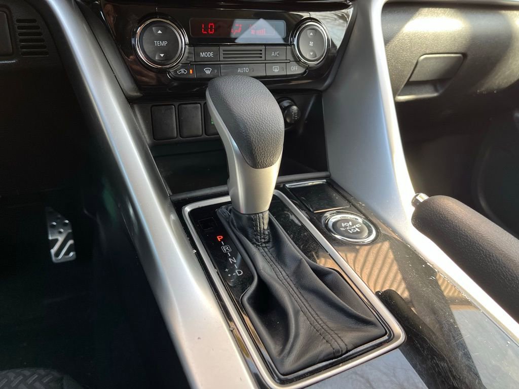 Used 2024 Mitsubishi Eclipse Cross ES AWD/4WD image 34