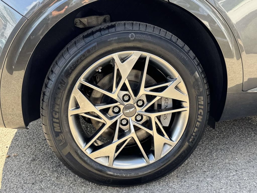 Certified 2024 Genesis GV70 2.5T w/ Select Package AWD/4WD image 8