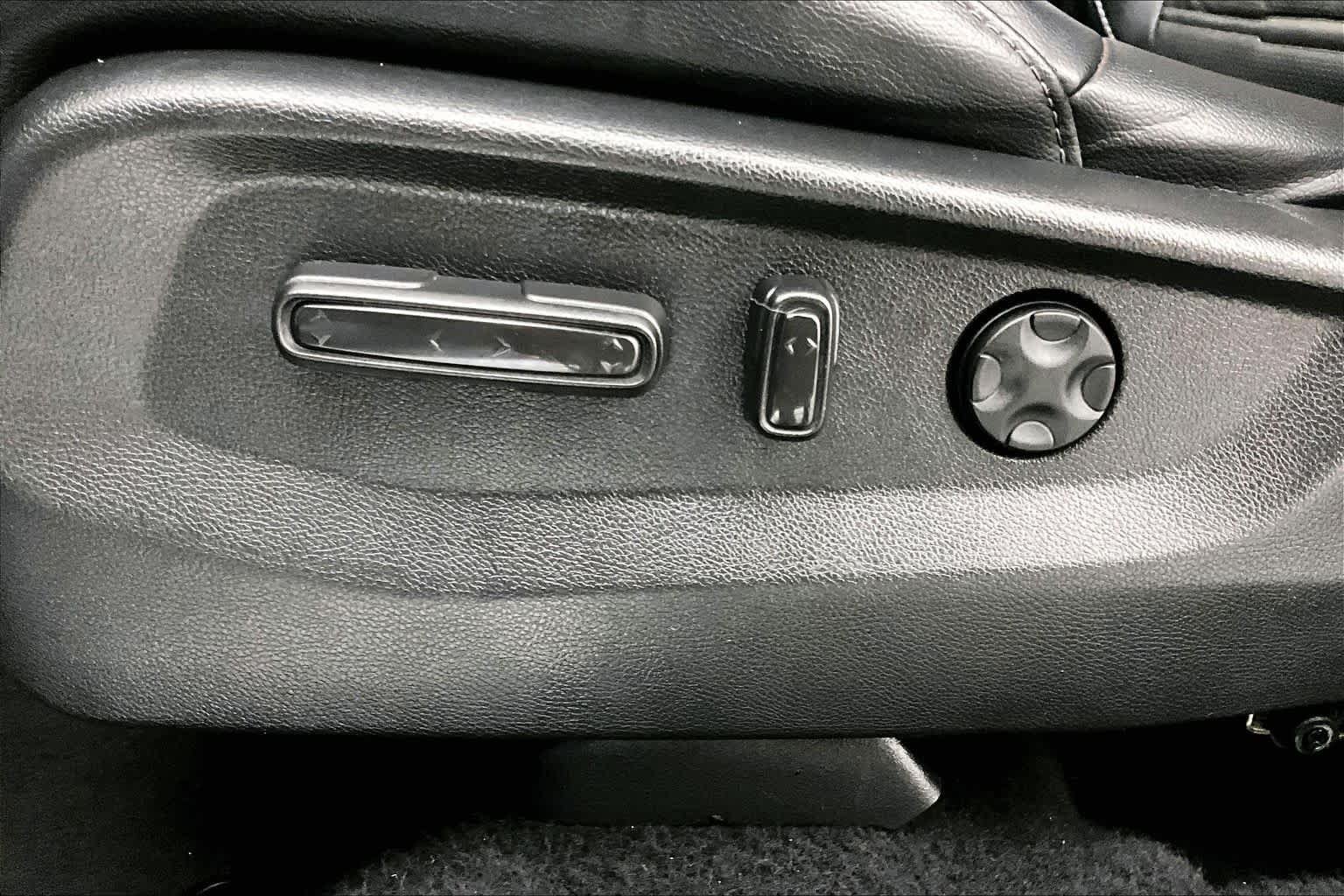 Used 2021 Honda CR-V Touring image 29