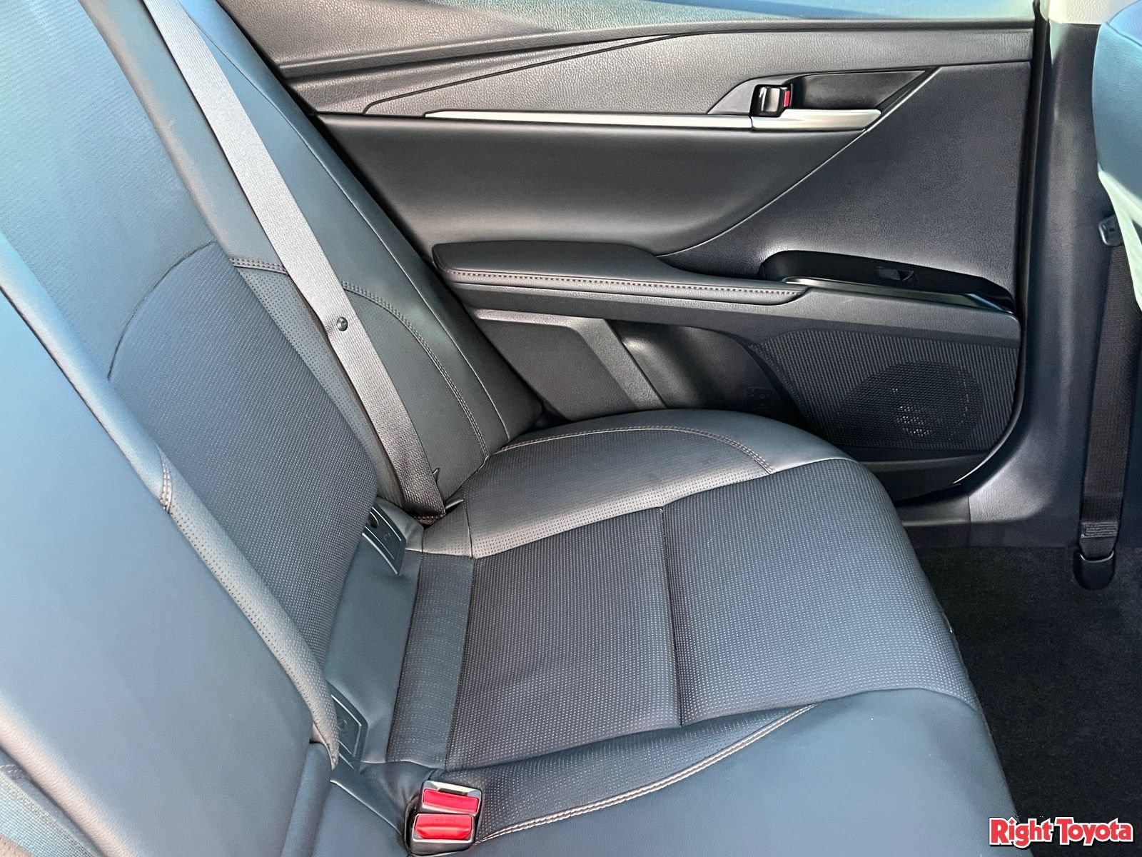 Certified 2025 Toyota Camry XLE w/ Premium Package AWD/4WD image 15
