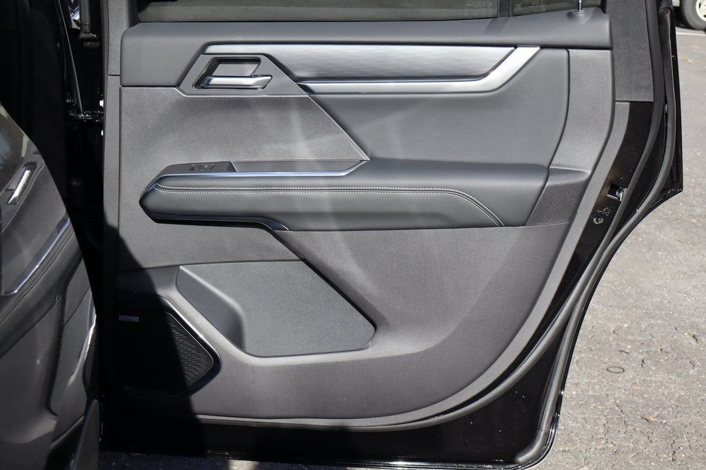 New 2026 GMC Acadia Elevation w/ Black Edition FWD image 21