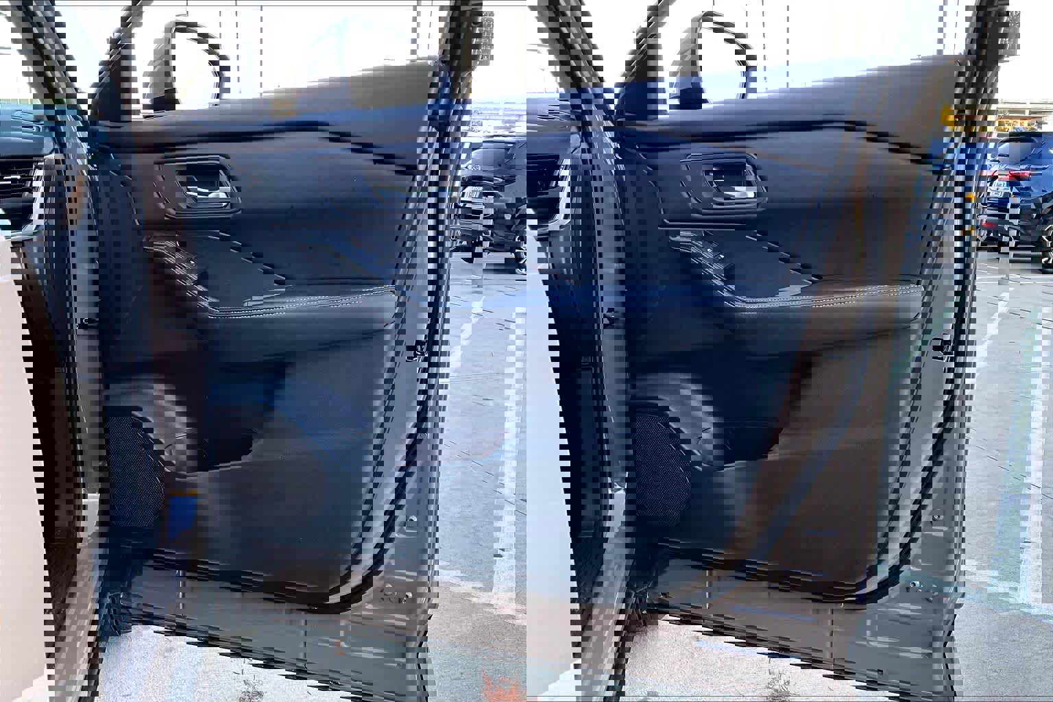 Used 2025 Nissan Rogue SV image 20