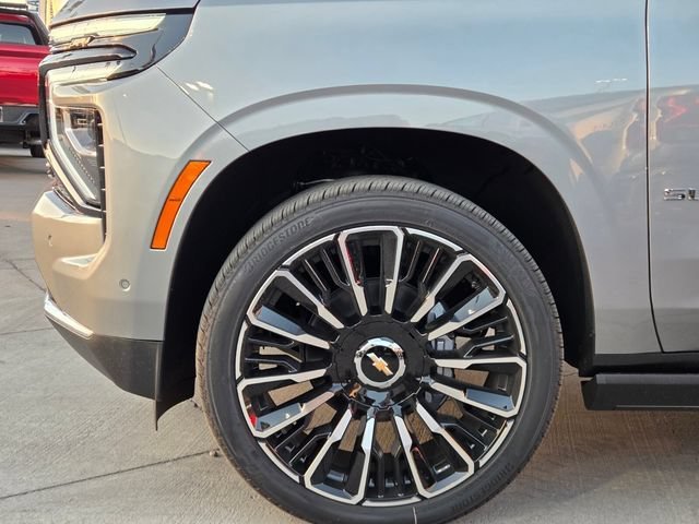New 2026 Chevrolet Suburban High Country AWD/4WD image 5