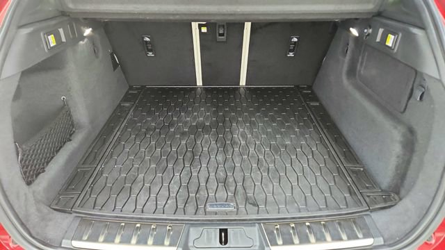 Used 2025 Jaguar F-PACE R-Dynamic S image 15