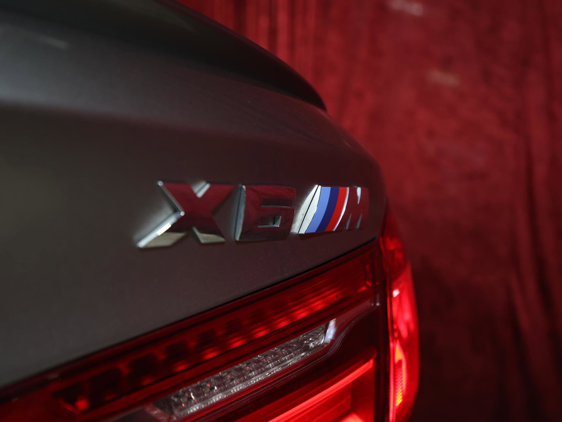 Used 2015 BMW X6 M image 24