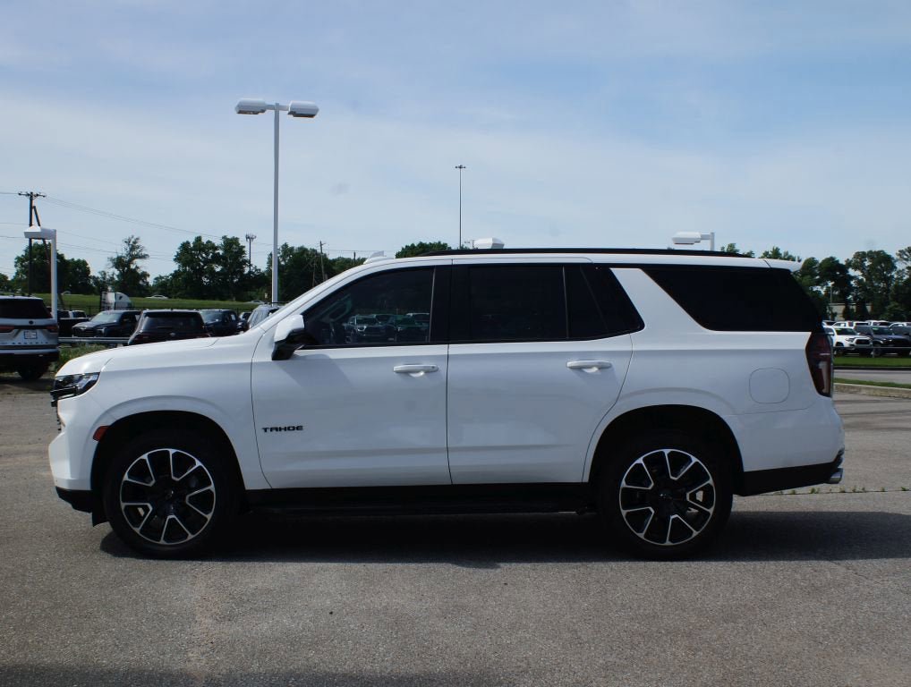 Used 2022 Chevrolet Tahoe RST w/ Sport Performance Package AWD/4WD image 13