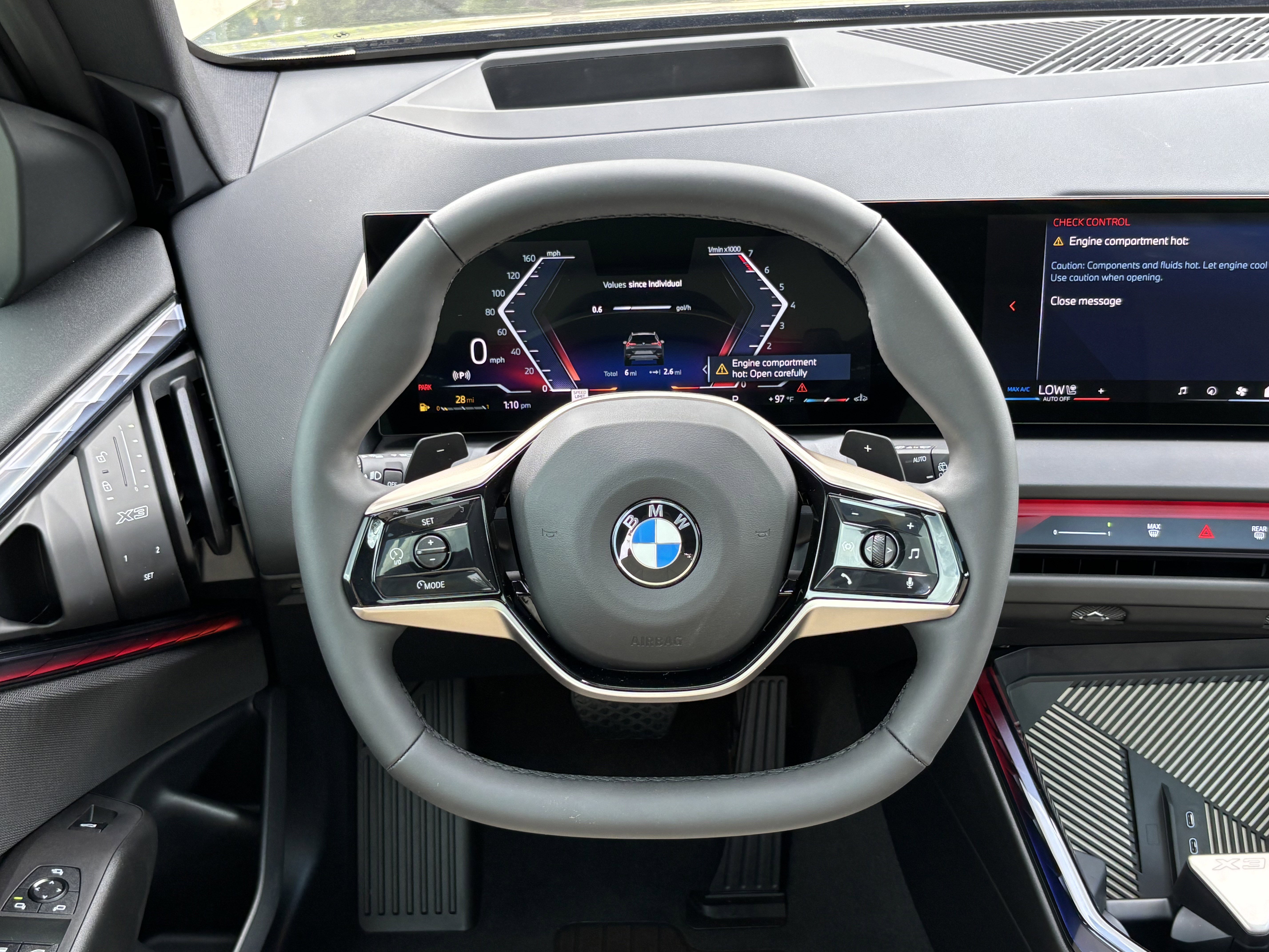 Used 2025 BMW X3 xDrive30i w/ Premium Package image 18