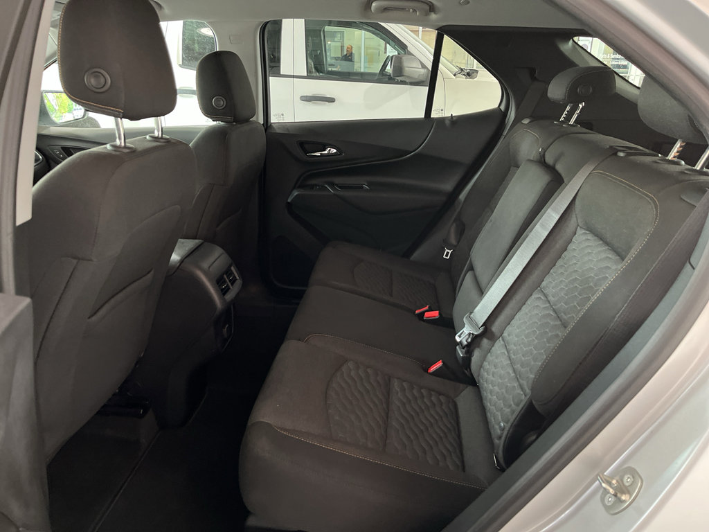 Used 2018 Chevrolet Equinox LT image 15