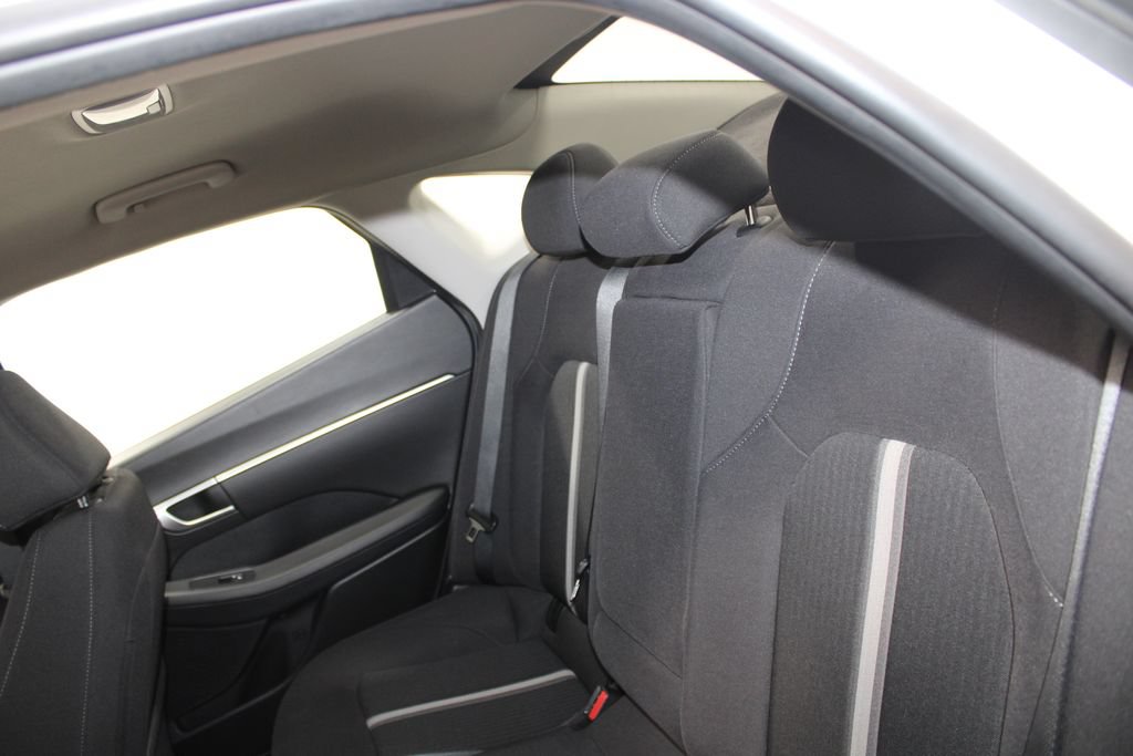 Used 2025 Hyundai Sonata SEL FWD image 18