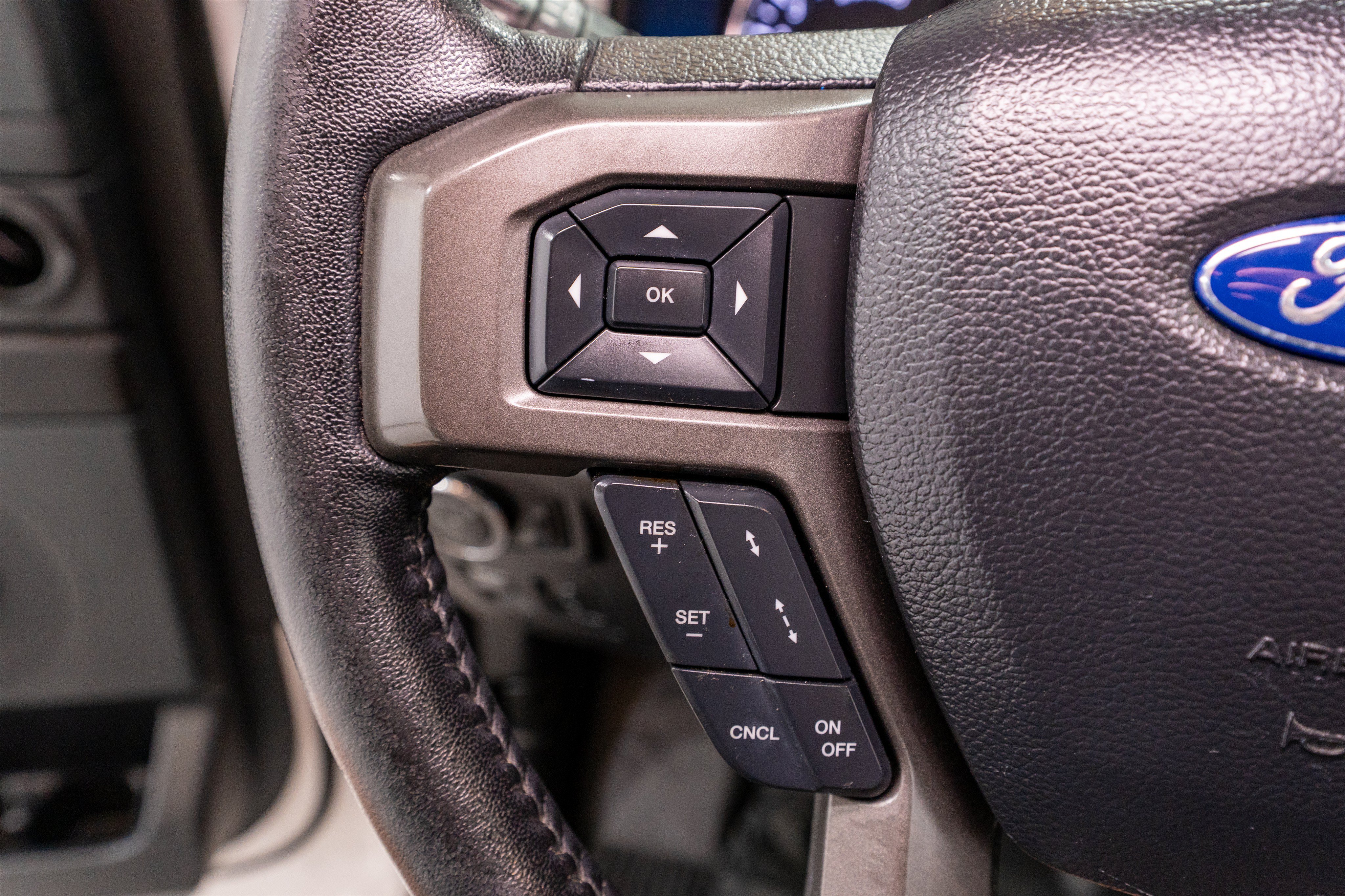 Used 2019 Ford Expedition Max XLT w/ Equipment Group 202A RWD image 25