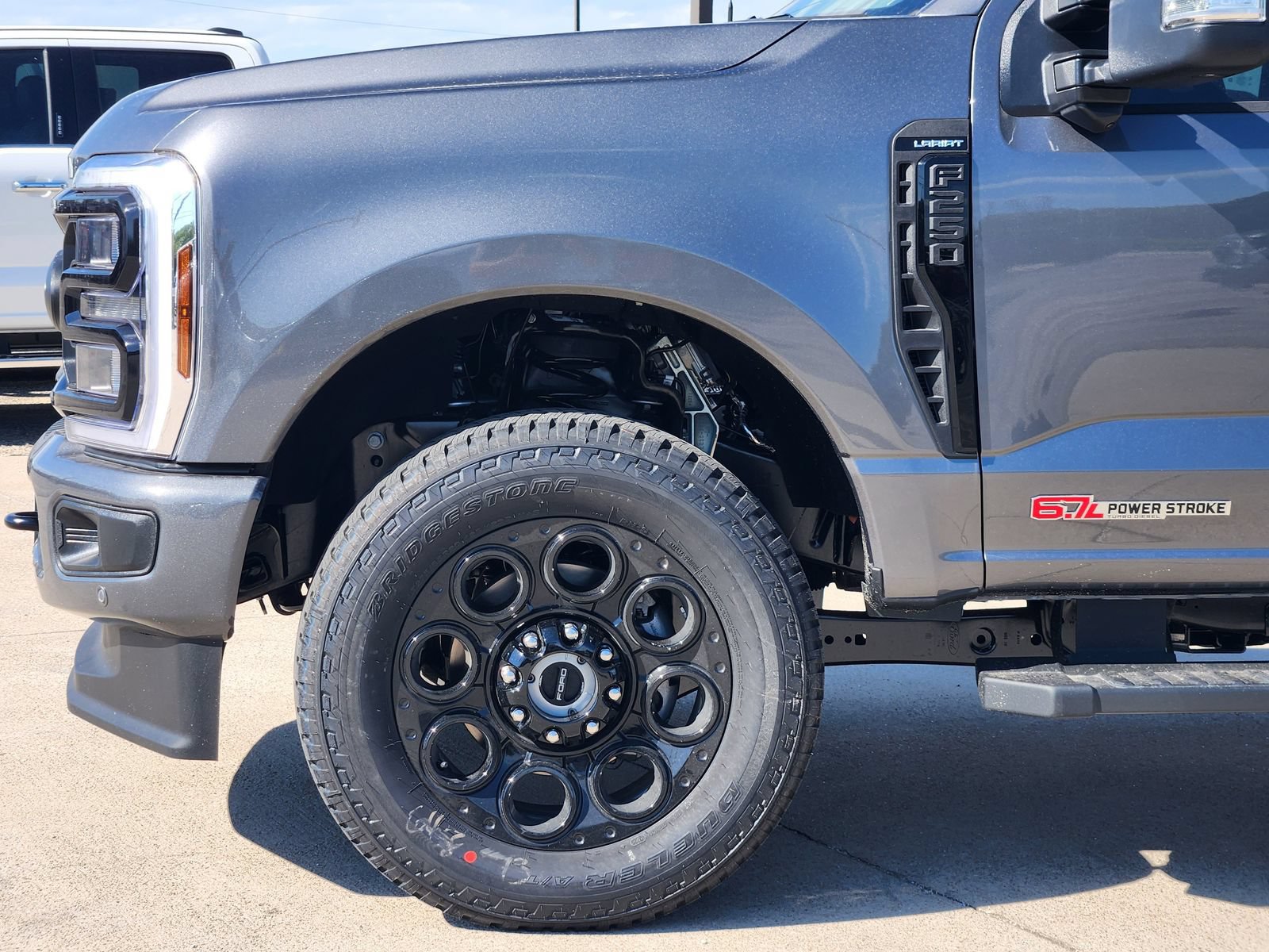 New 2026 Ford F250 Lariat w/ Black Appearance Package AWD/4WD image 9