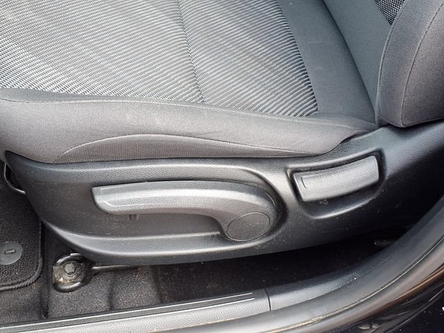 Used 2023 Kia Seltos LX AWD/4WD image 4