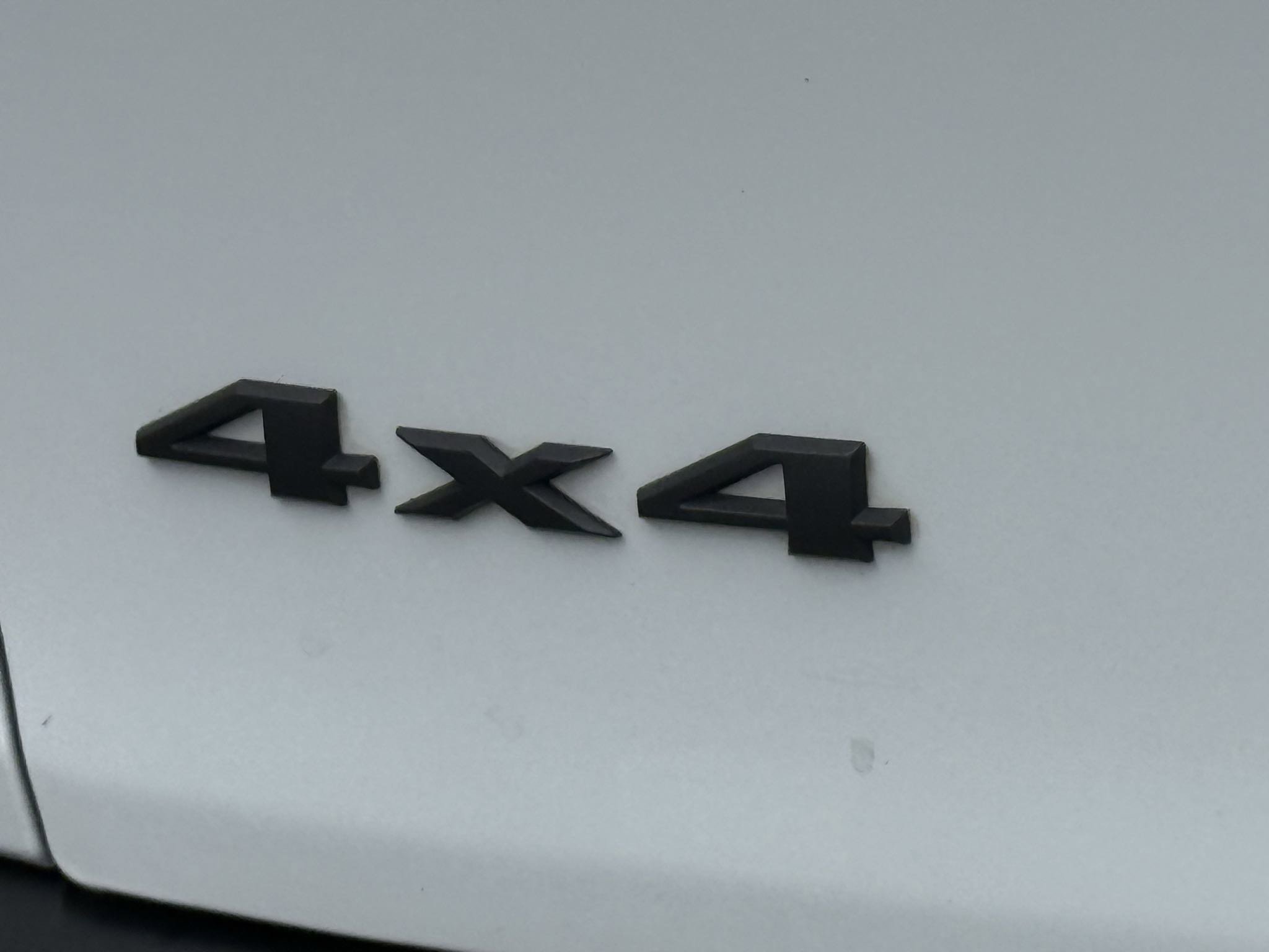 Used 2018 Jeep Cherokee Trailhawk image 14