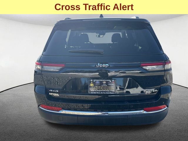 Used 2024 Jeep Grand Cherokee Limited AWD/4WD image 11