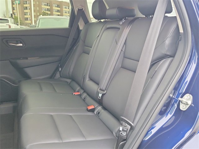 Used 2025 Nissan Rogue SL image 10