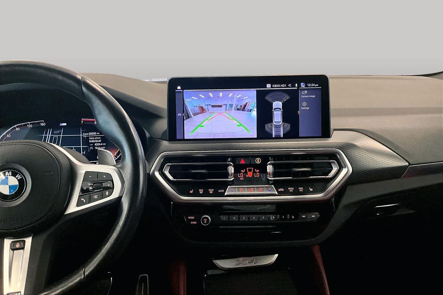 Used 2023 BMW X4 xDrive30i w/ M Sport Package AWD/4WD image 6