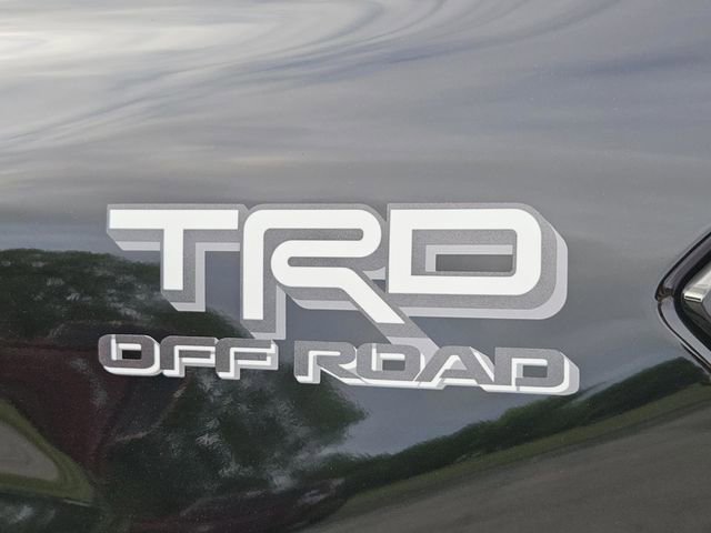Used 2024 Toyota Tacoma TRD Off-Road image 10