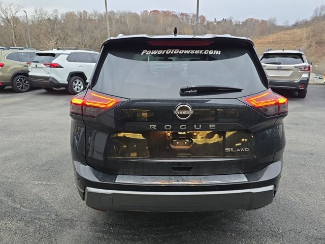 Used 2024 Nissan Rogue SL image 4