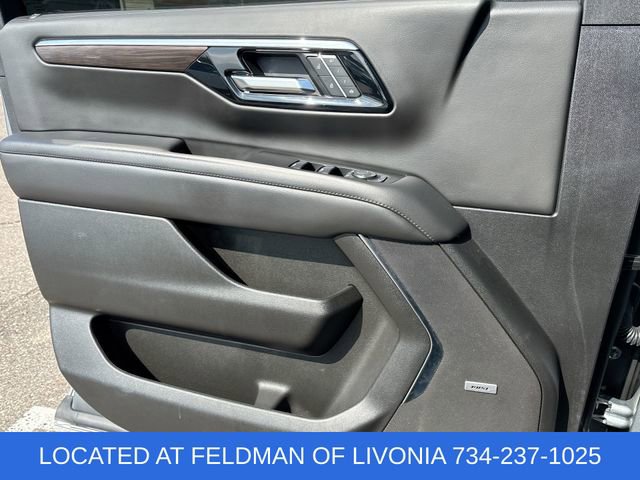 Certified 2025 Chevrolet Suburban Z71 w/ Comfort Package AWD/4WD image 22