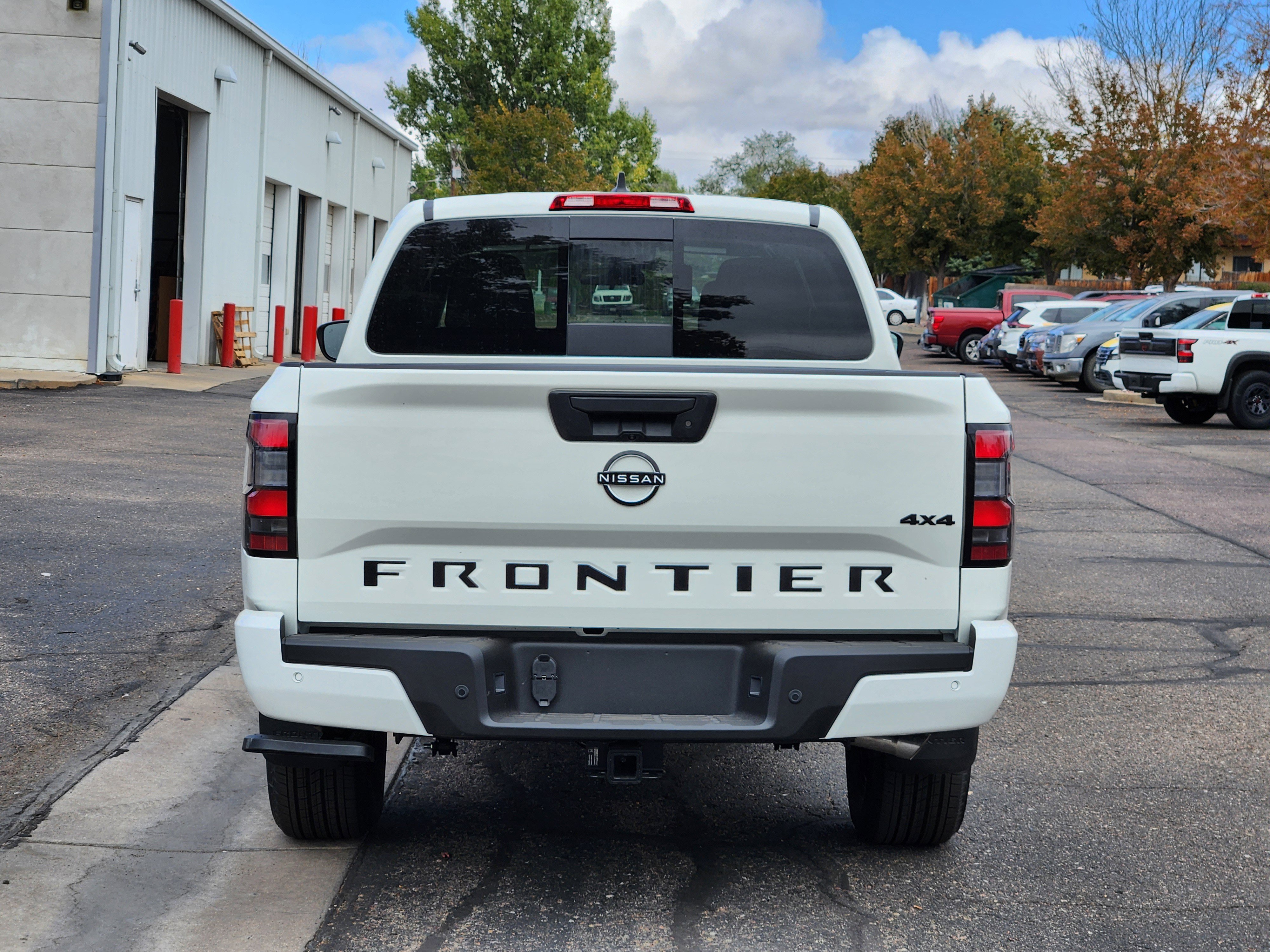 New 2026 Nissan Frontier SV image 4