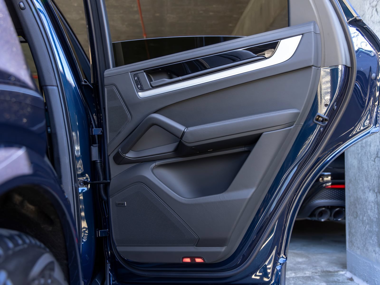 New 2026 Porsche Cayenne Coupe AWD/4WD image 47