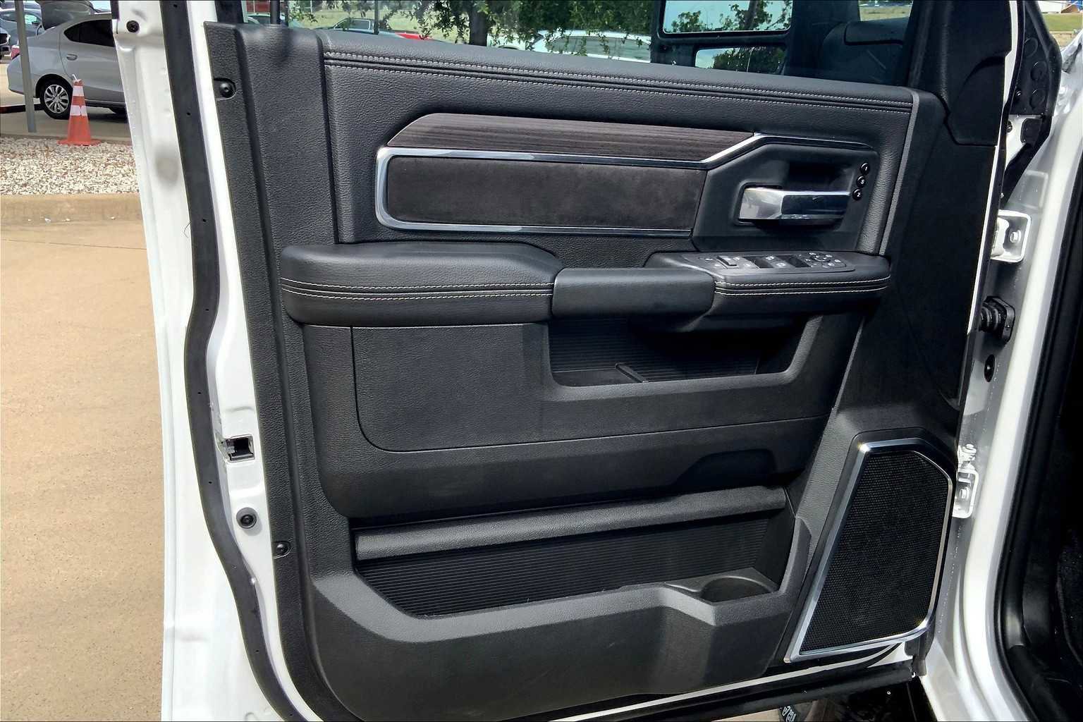 New 2025 RAM 2500 Laramie w/ Night Edition image 10