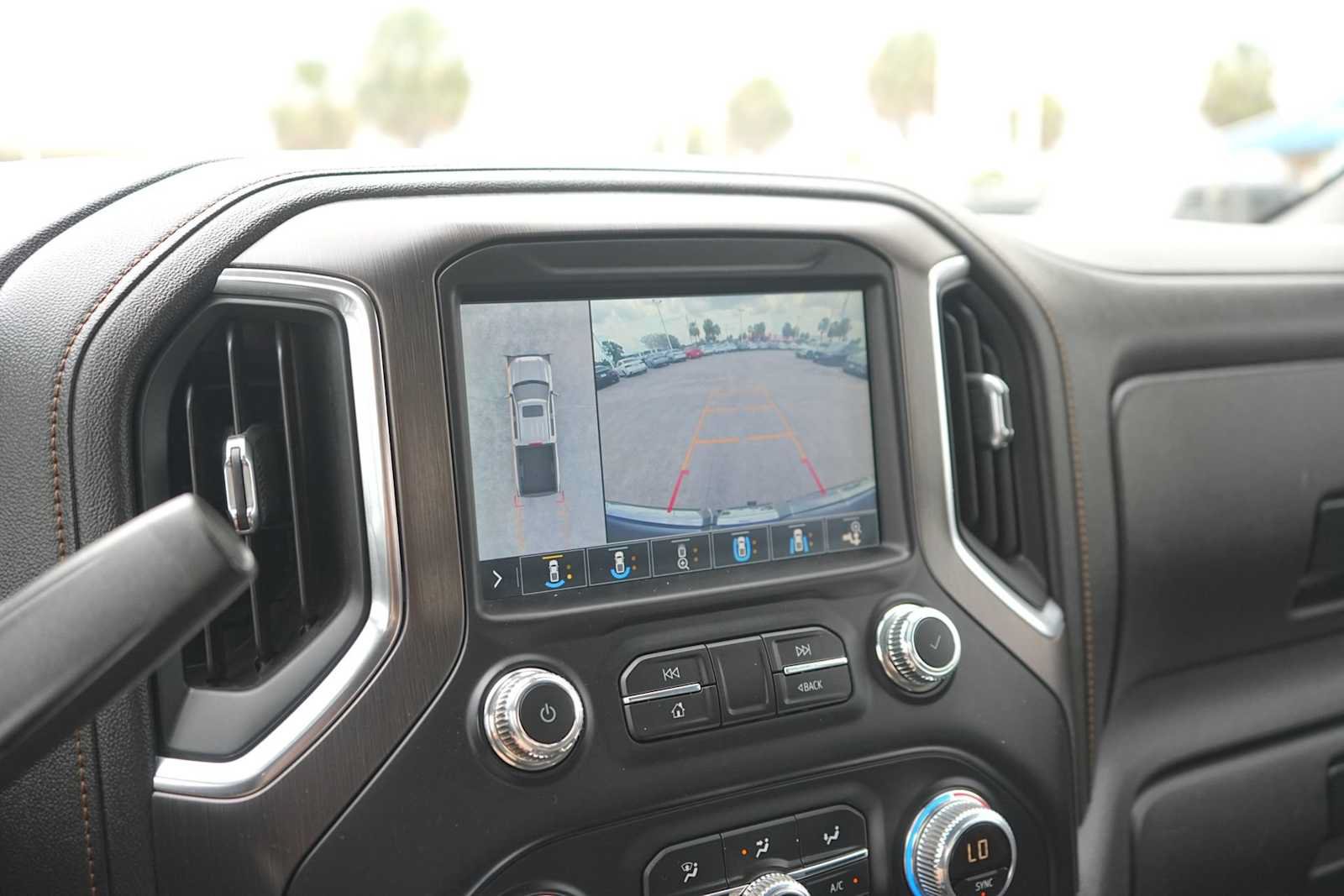 Used 2019 GMC Sierra 1500 AT4 w/ Off Road Performance Package AWD/4WD image 23