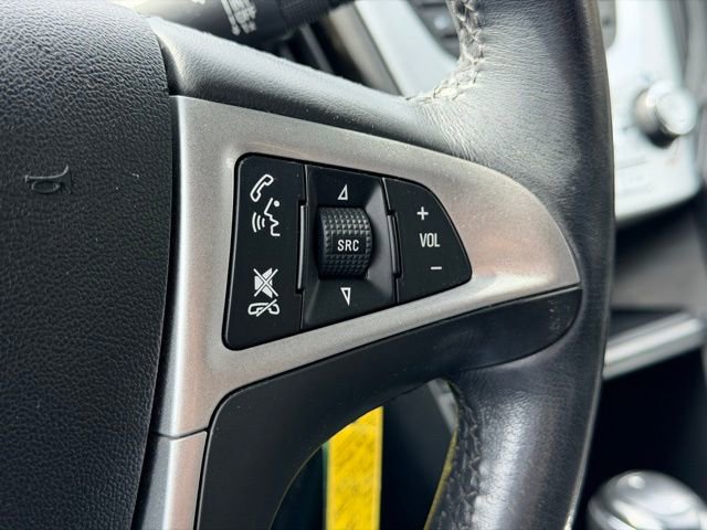 Used 2017 Chevrolet Equinox LT w/ Convenience Package image 11