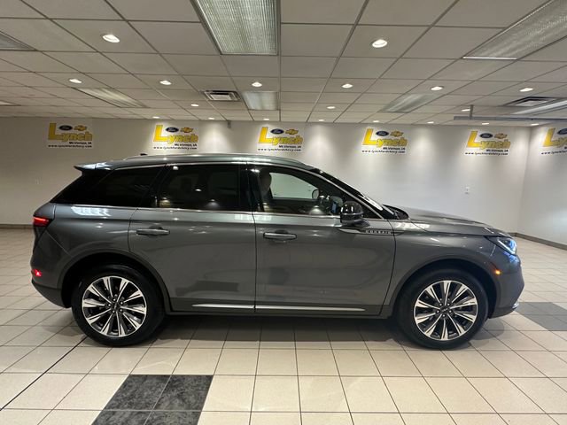 Used 2022 Lincoln Corsair Reserve w/ Equipment Group 201A image 3