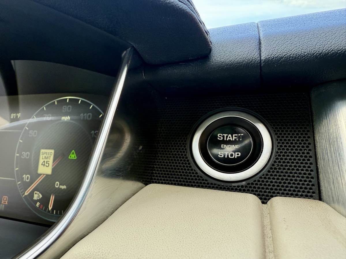 Used 2016 Land Rover Range Rover Long Wheelbase Supercharged image 59