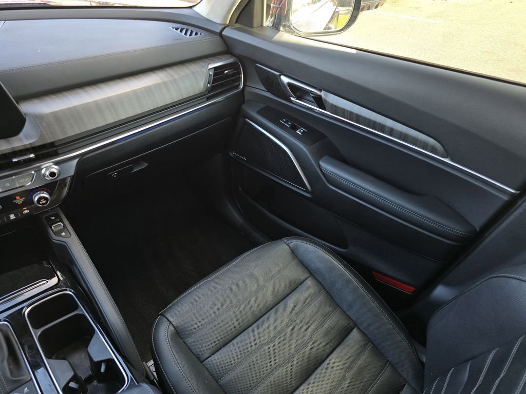 Used 2023 Kia Telluride SX Prestige image 24