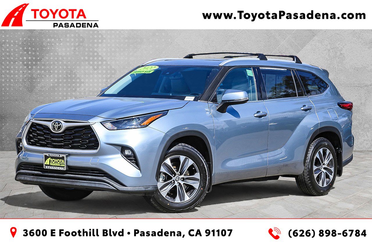 Used 2022 Toyota Highlander XLE