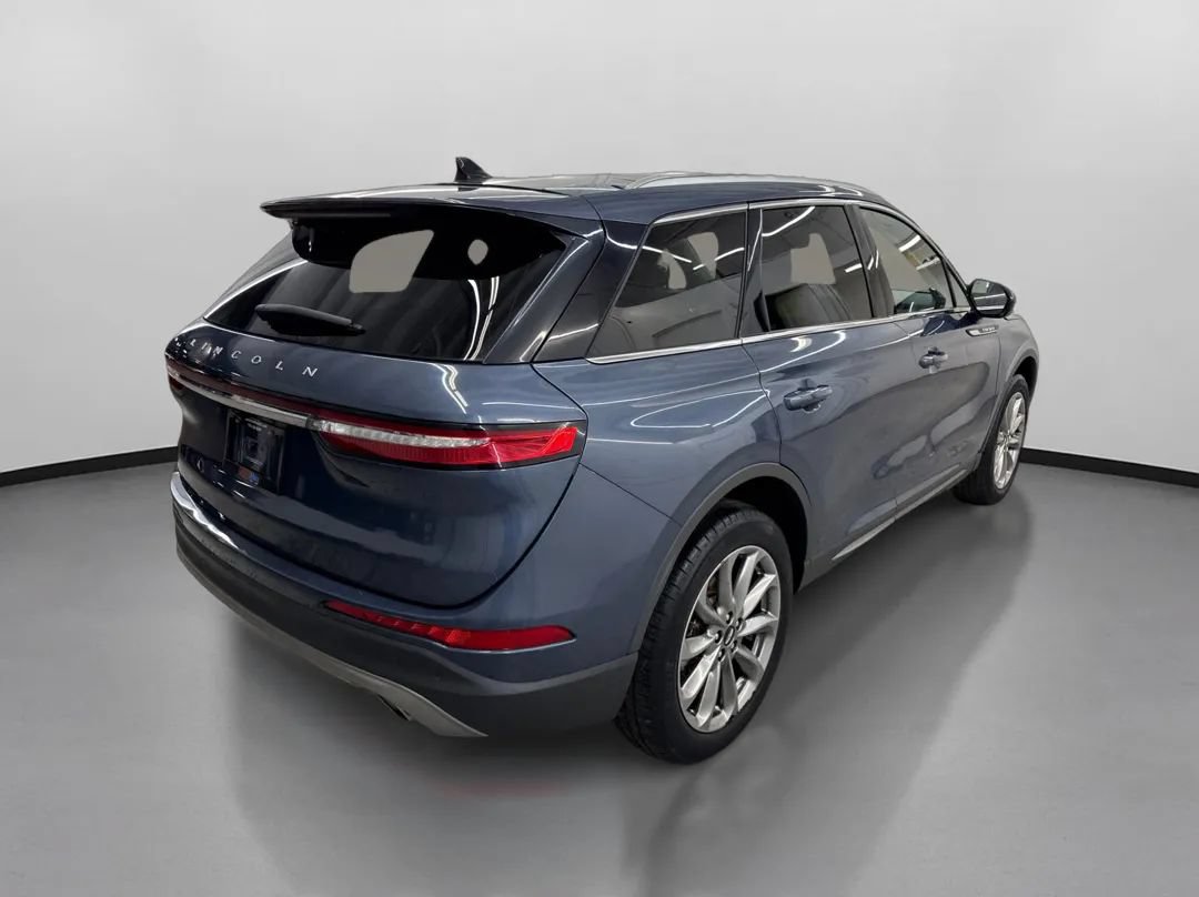 Used 2022 Lincoln Corsair AWD w/ Premium Package image 10