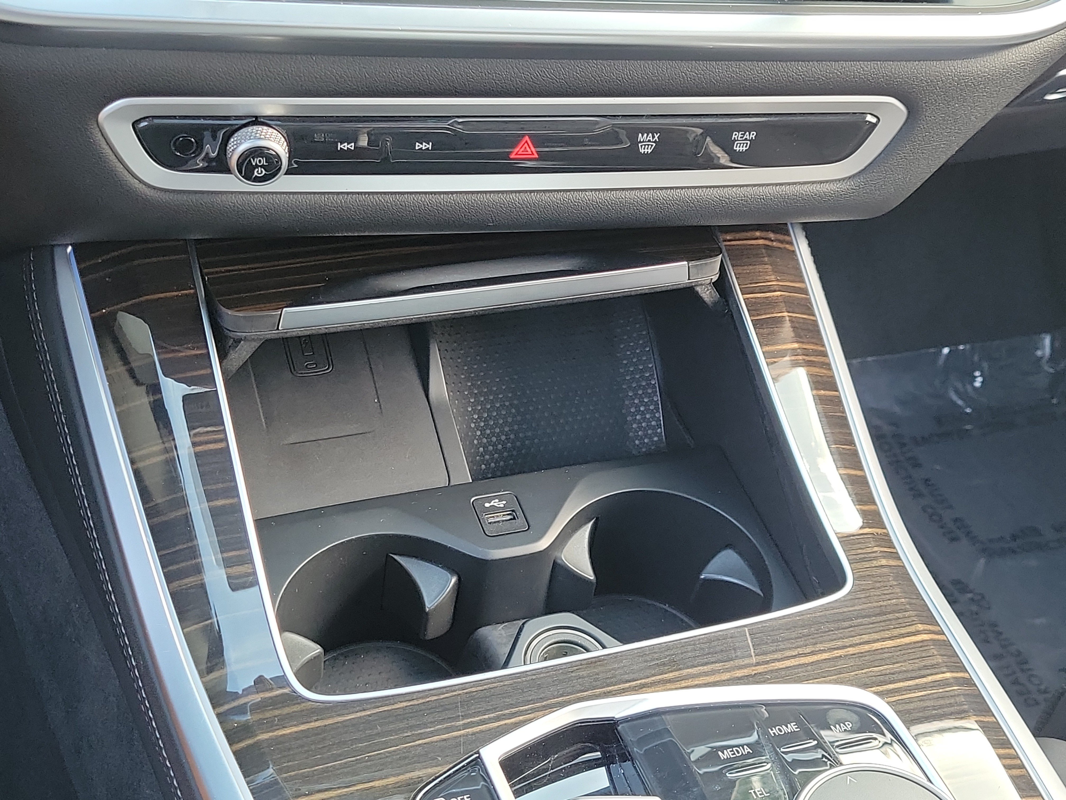 Used 2025 BMW X5 xDrive50e AWD/4WD image 26