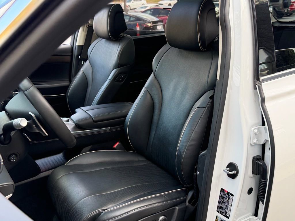 Used 2023 Genesis GV80 3.5T w/ Advanced Package image 24