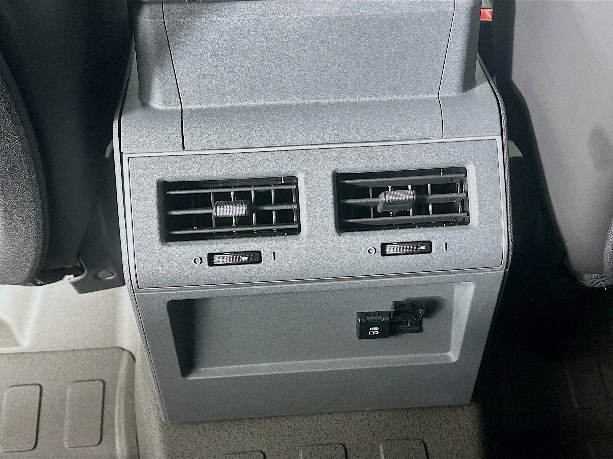 Used 2024 INEOS Grenadier image 38