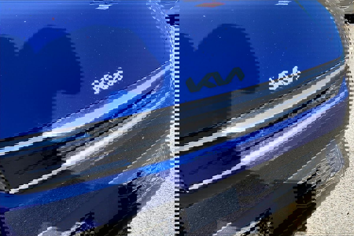 Used 2025 Kia K4 LXS image 16