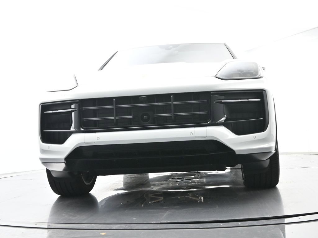 Certified 2026 Porsche Cayenne GTS AWD/4WD image 56