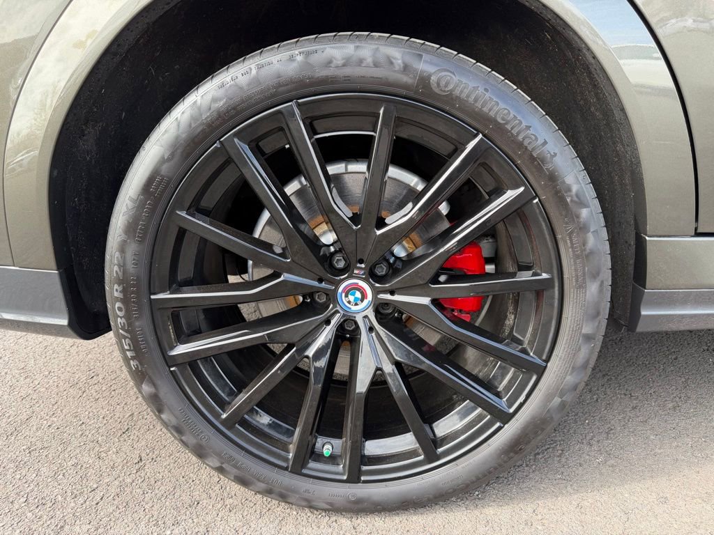 Used 2022 BMW X6 M50i w/ Executive Package image 10