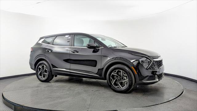 Used 2024 Kia Sportage LX image 11