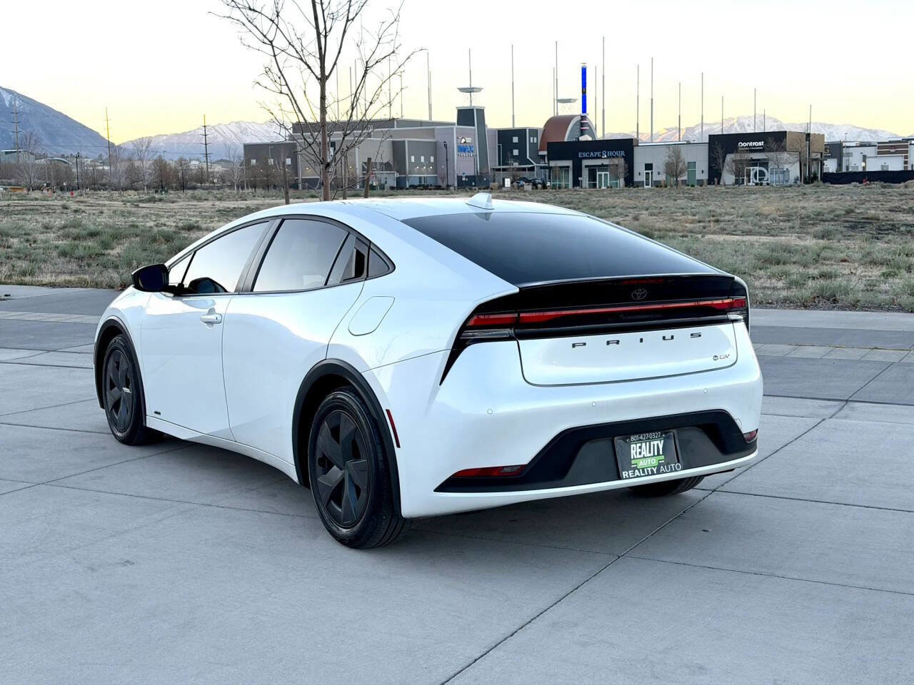 Used 2024 Toyota Prius LE image 6